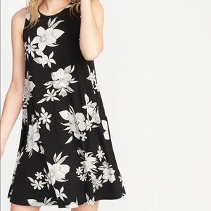 Old Navy Sleeveless Jersey Swing Dress